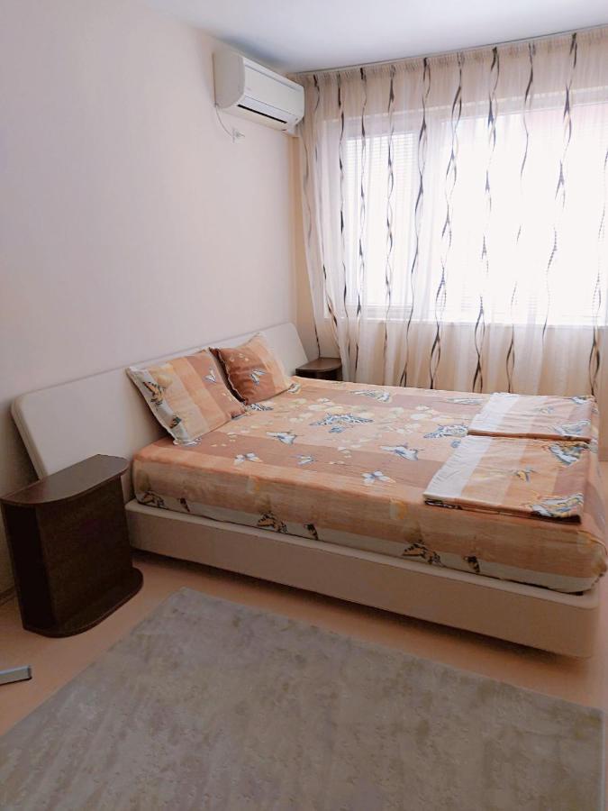Modern Apartment In 布尔加斯 外观 照片